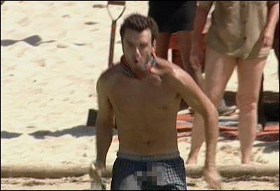 Hi, I'm a naked 'Survivor' castaway